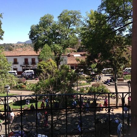 Posada De San Agustin Pátzcuaro Buitenkant foto