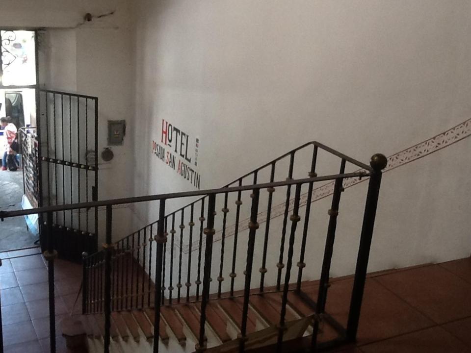 Posada De San Agustin Pátzcuaro Buitenkant foto