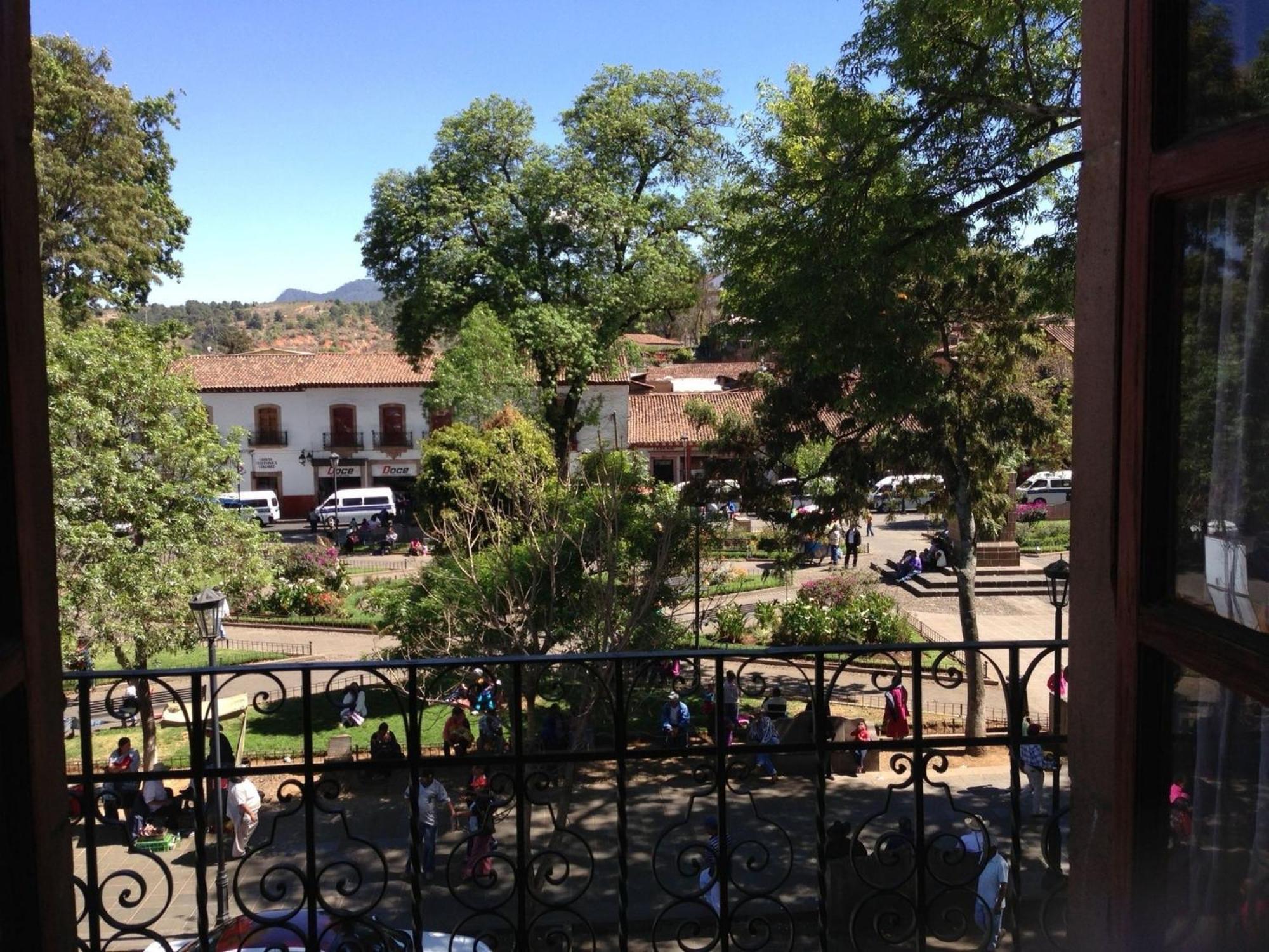 Posada De San Agustin Pátzcuaro Buitenkant foto