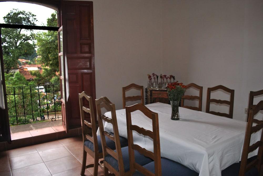 Posada De San Agustin Pátzcuaro Buitenkant foto