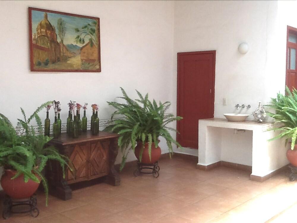 Posada De San Agustin Pátzcuaro Buitenkant foto